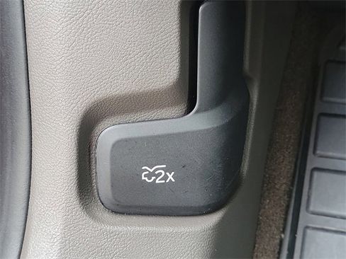 Certified 2023 Lincoln Corsair Standard image 24