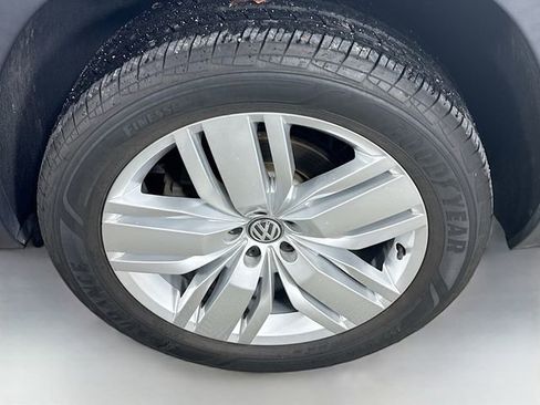 Used 2019 Volkswagen Atlas SE w/ Panoramic Sunroof Package image 20