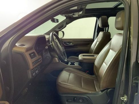 Used 2021 Chevrolet Suburban High Country w/ Premium Package image 22