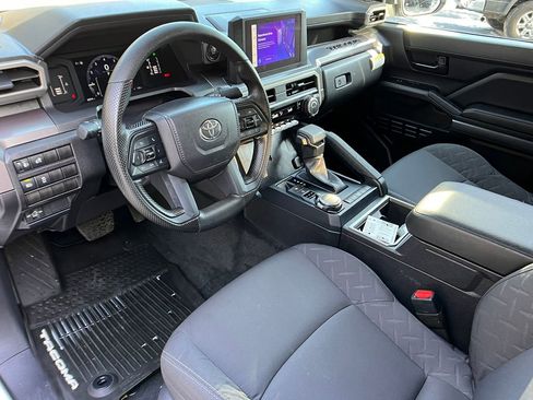 Used 2025 Toyota Tacoma SR5 image 10