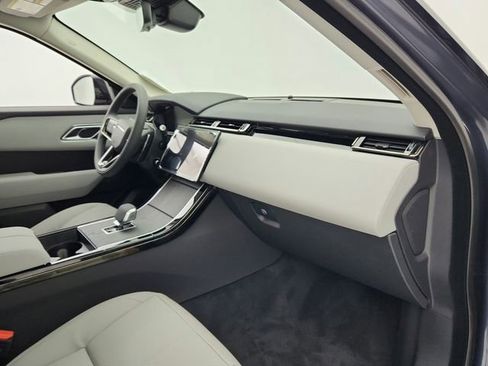 Certified 2025 Land Rover Range Rover Velar Dynamic SE image 21