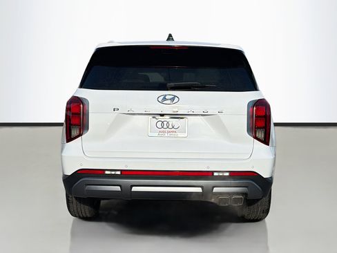 Used 2023 Hyundai Palisade SEL image 4