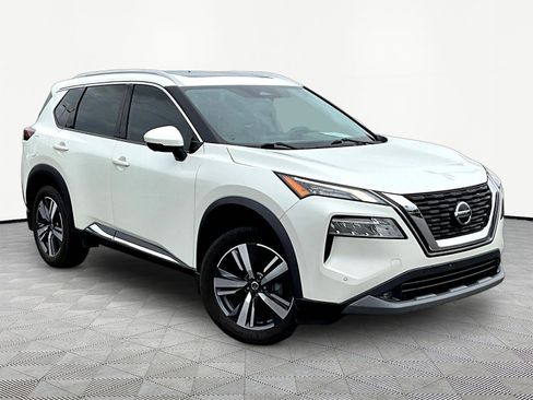 Used 2021 Nissan Rogue SL w/ Premium Package AWD/4WD image 3