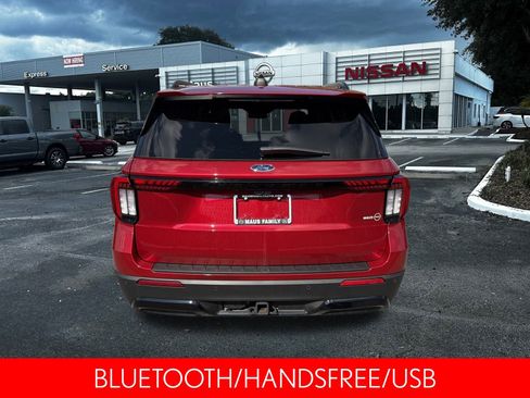 Used 2025 Ford Explorer ST-Line w/ Premium Package image 5
