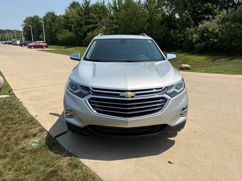 Used 2020 Chevrolet Equinox Premier FWD image 12