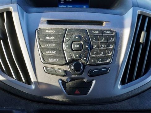 Used 2019 Ford Transit 150 XLT image 17