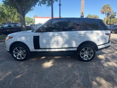 Used 2018 Land Rover Range Rover HSE image 11