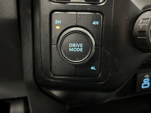 Used 2023 Ford F350 XLT image 21