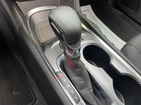 Used 2025 Chevrolet Malibu LT image 26