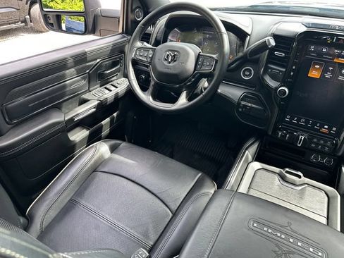 Used 2024 RAM 3500 Limited AWD/4WD image 24