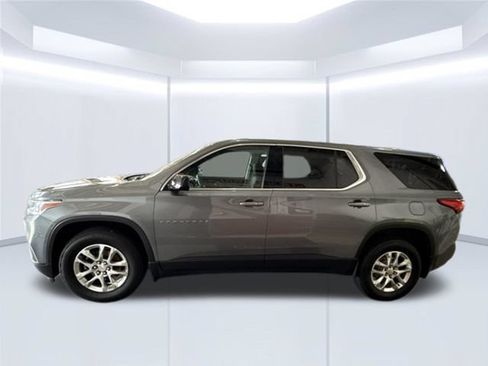 Used 2020 Chevrolet Traverse LS w/ LPO, Floor Liner Package FWD image 4