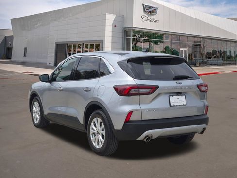 Used 2023 Ford Escape Active FWD image 4