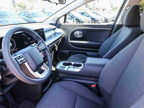 New 2026 Hyundai Ioniq 9 SE image 19