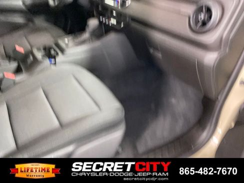 Used 2023 Chevrolet Colorado W/T w/ WT Convenience Package II RWD image 28