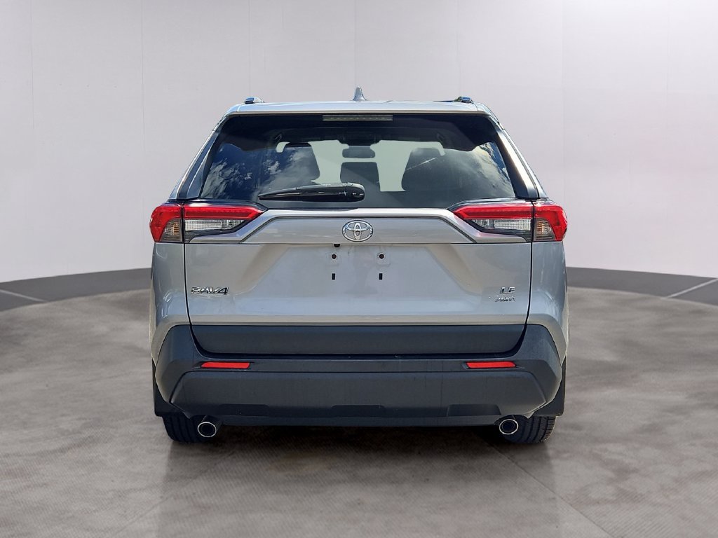 Used 2019 Toyota RAV4 LE w/ All Weather Liner Package AWD/4WD image 5