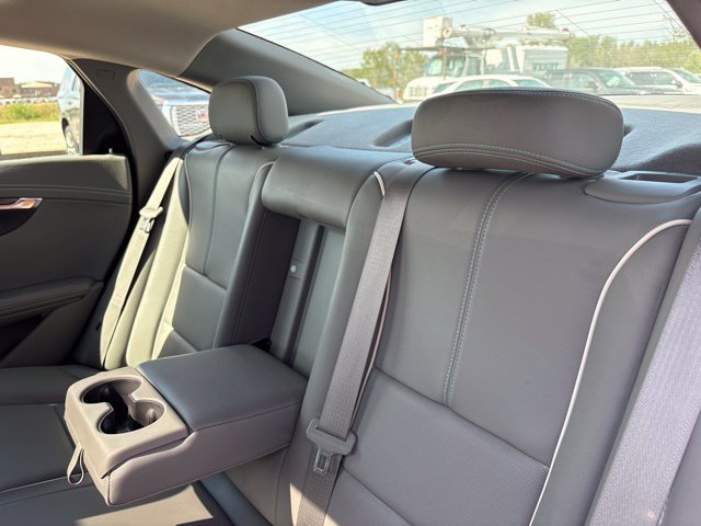 Used 2014 Chevrolet Impala LTZ FWD image 28