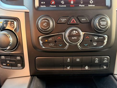 Used 2018 RAM 1500 Big Horn AWD/4WD image 24