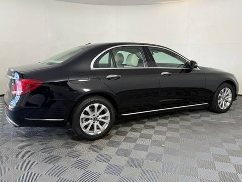 Used 2019 Mercedes-Benz E 300 4MATIC image 8