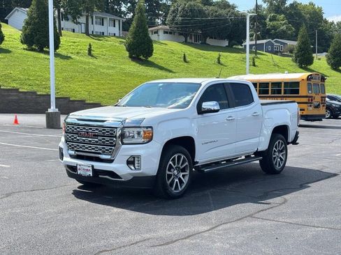 Used 2021 GMC Canyon Denali RWD image 7
