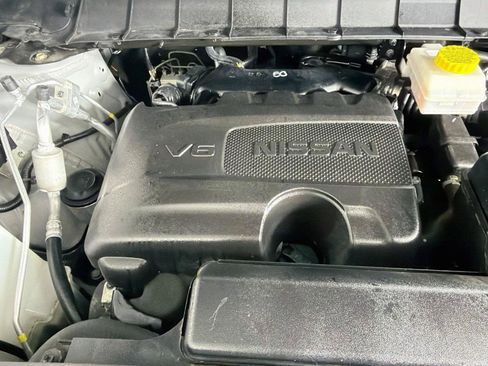 Used 2024 Nissan Pathfinder Platinum AWD/4WD image 33