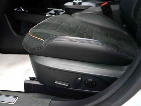 Used 2022 Ford Mustang Mach-E GT image 30