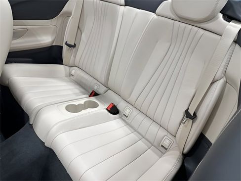 Used 2023 Mercedes-Benz E 450 4MATIC Cabriolet image 33