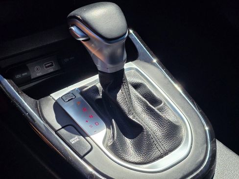 Used 2021 Kia Forte GT-Line image 30