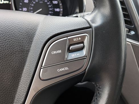 Used 2017 Hyundai Santa Fe Sport AWD/4WD image 18