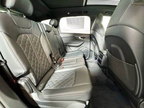 New 2026 Audi SQ7 Premium Plus image 24