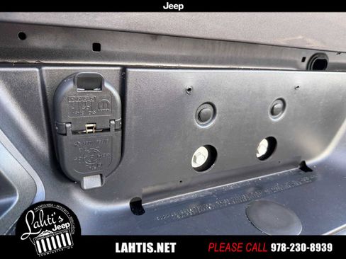 Certified 2022 RAM 1500 Classic Warlock w/ Electronics Group image 26