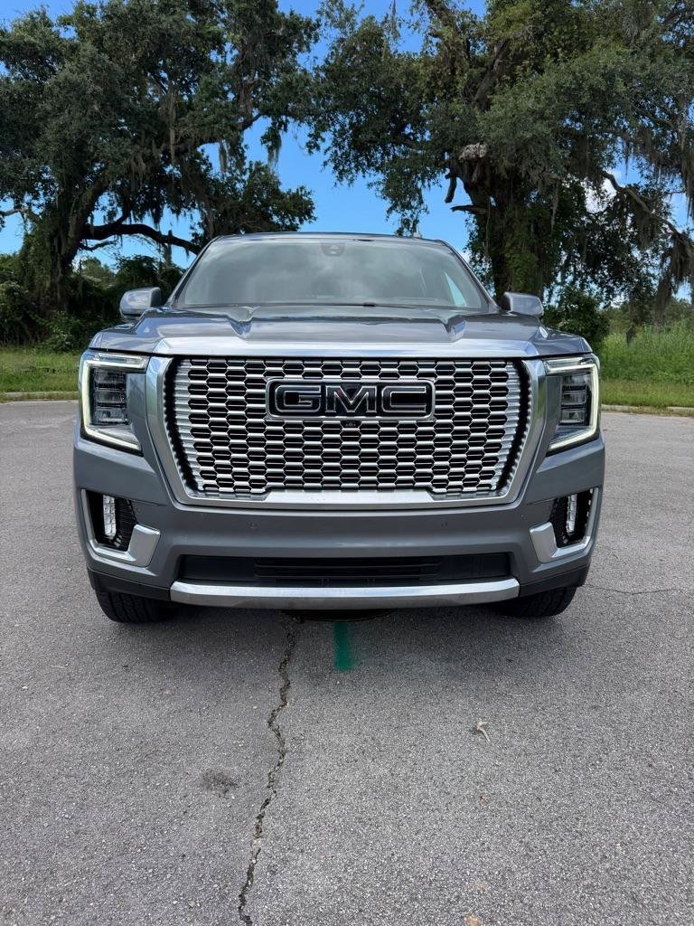 Used 2021 GMC Yukon Denali w/ Denali Premium Package RWD image 9