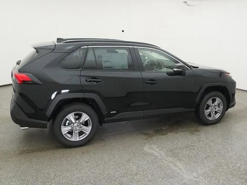 New 2025 Toyota RAV4 XLE image 43