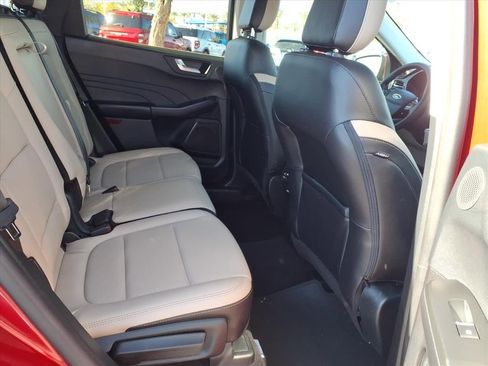 Used 2021 Ford Escape SEL w/ Technology Package image 15