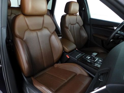 Used 2019 Audi Q5 2.0T Premium Plus w/ Premium Plus Package image 47