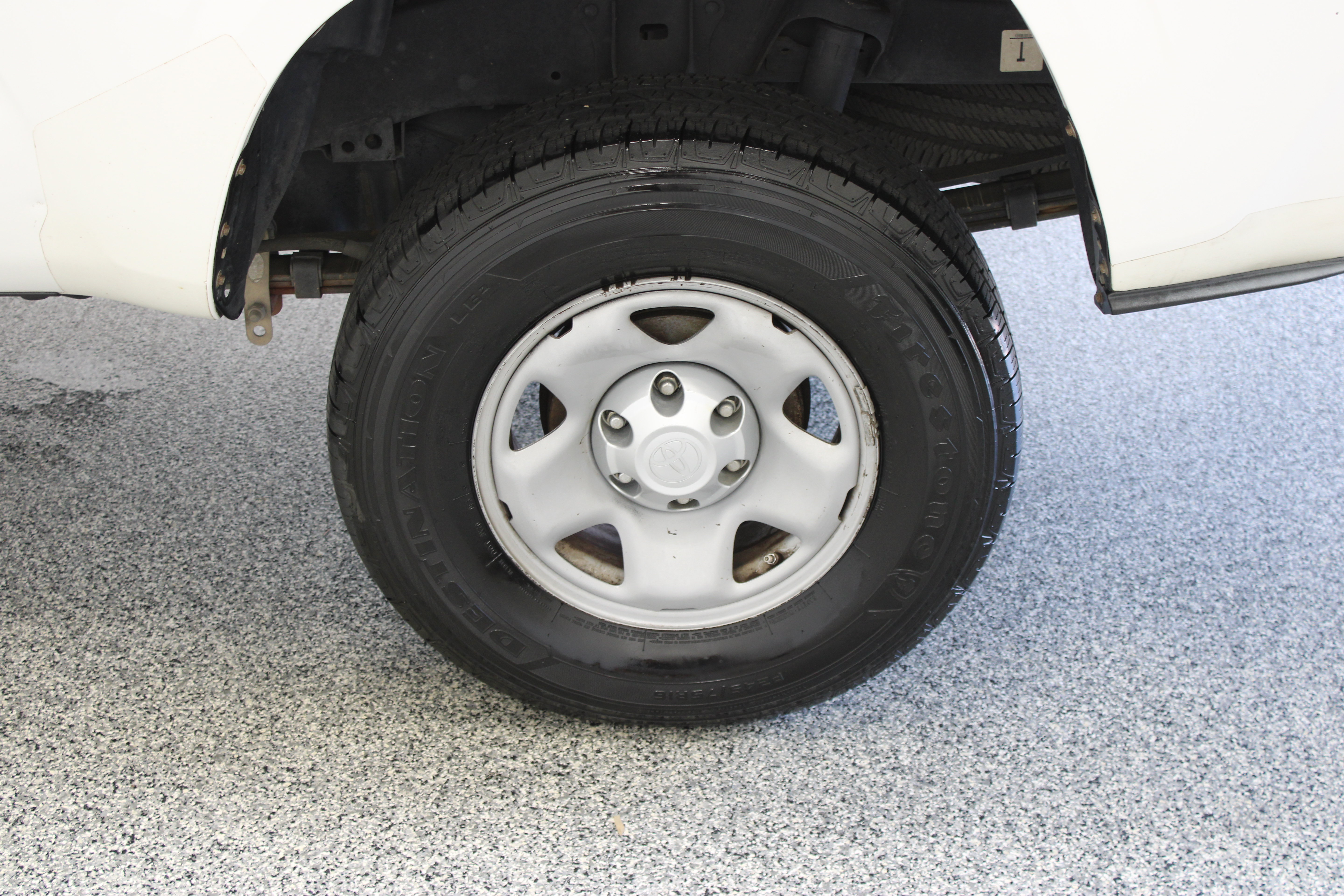 Used 2018 Toyota Tacoma SR RWD image 11