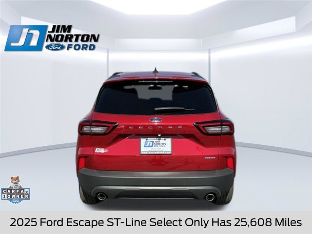 Used 2025 Ford Escape ST-Line Select AWD/4WD image 6