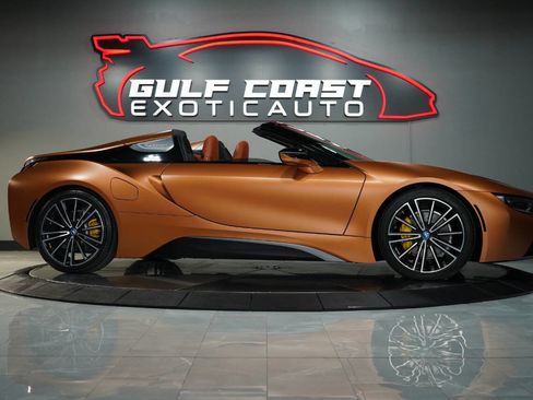 Used 2019 BMW i8 Roadster image 18
