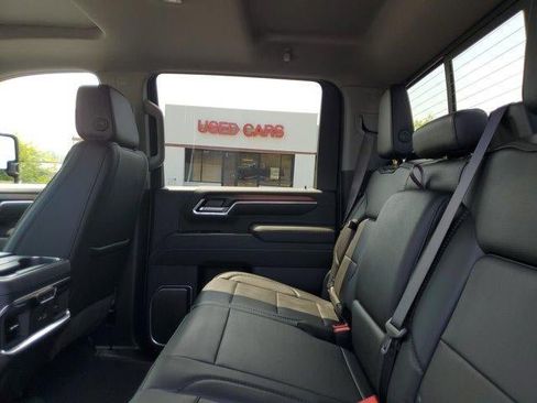New 2026 GMC Sierra 2500 Denali AWD/4WD image 10