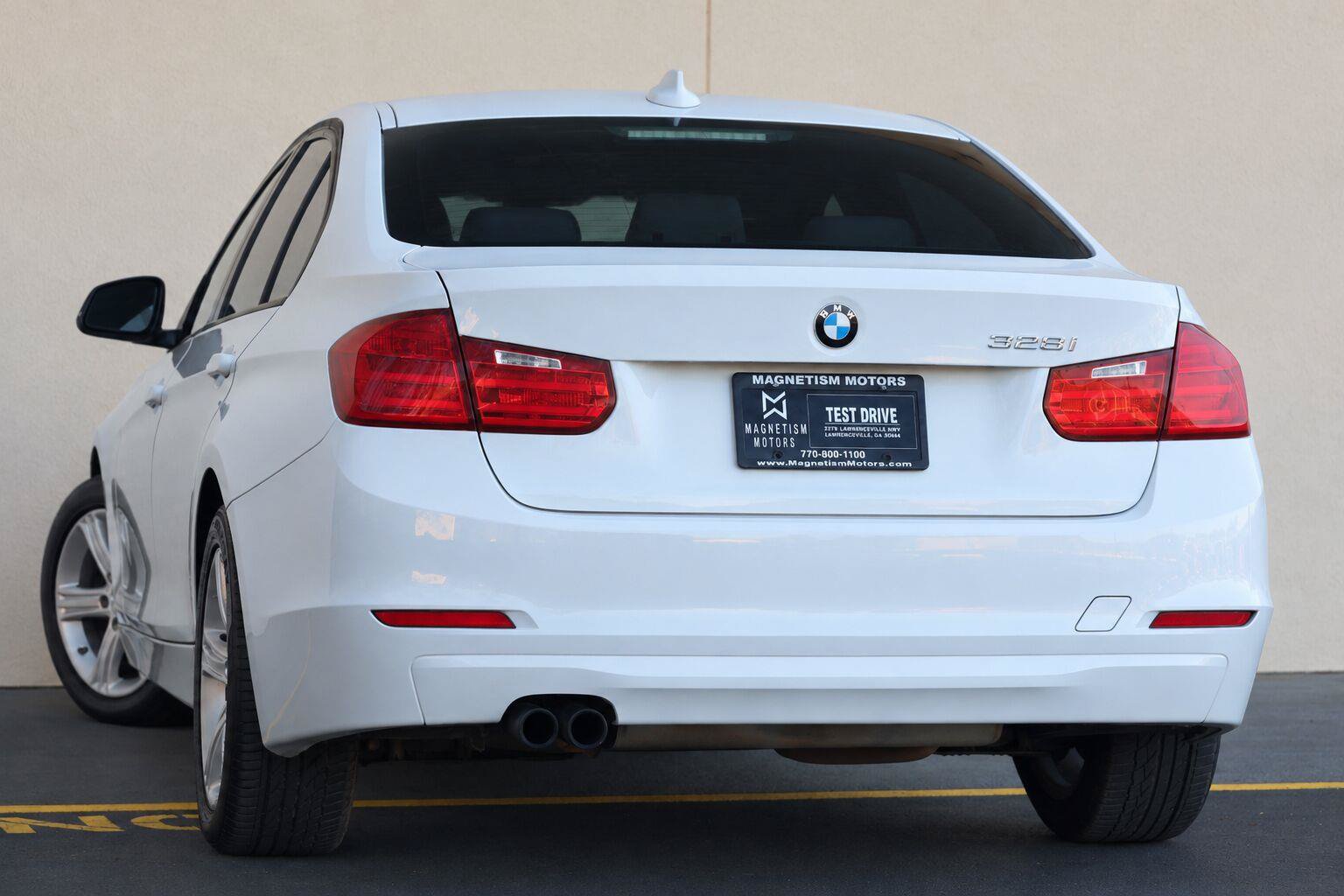 Used 2015 BMW 328i Sedan RWD image 9