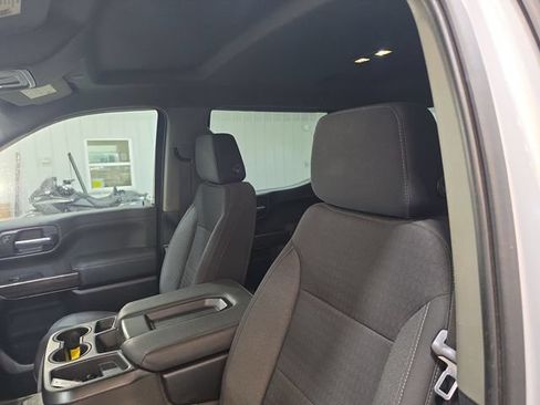 Used 2022 Chevrolet Silverado 1500 RST AWD/4WD image 16