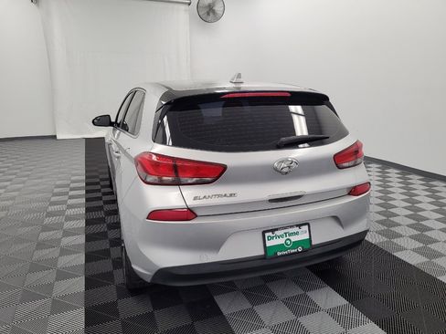 Used 2018 Hyundai Elantra GT FWD image 6