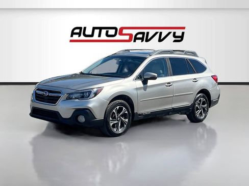 Used 2019 Subaru Outback 2.5i Limited image 3