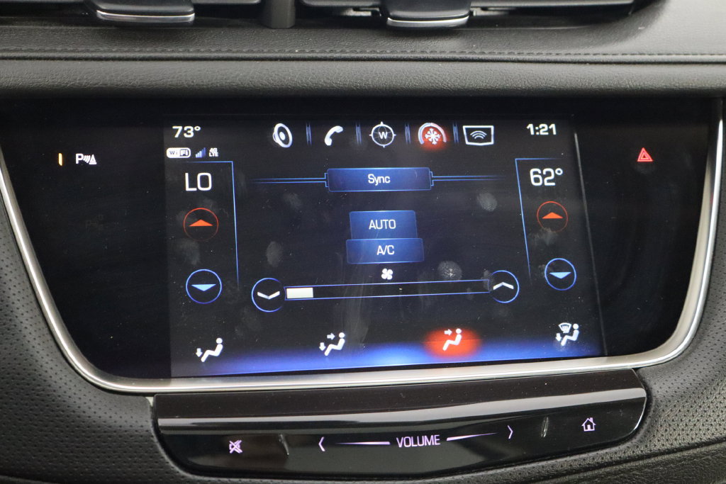 Used 2018 Cadillac XT5 Luxury w/ Driver Awareness Package AWD/4WD image 36