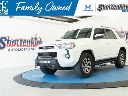 Used 2021 Toyota 4Runner TRD Off-Road Premium w/ Moonroof Package AWD/4WD image 1