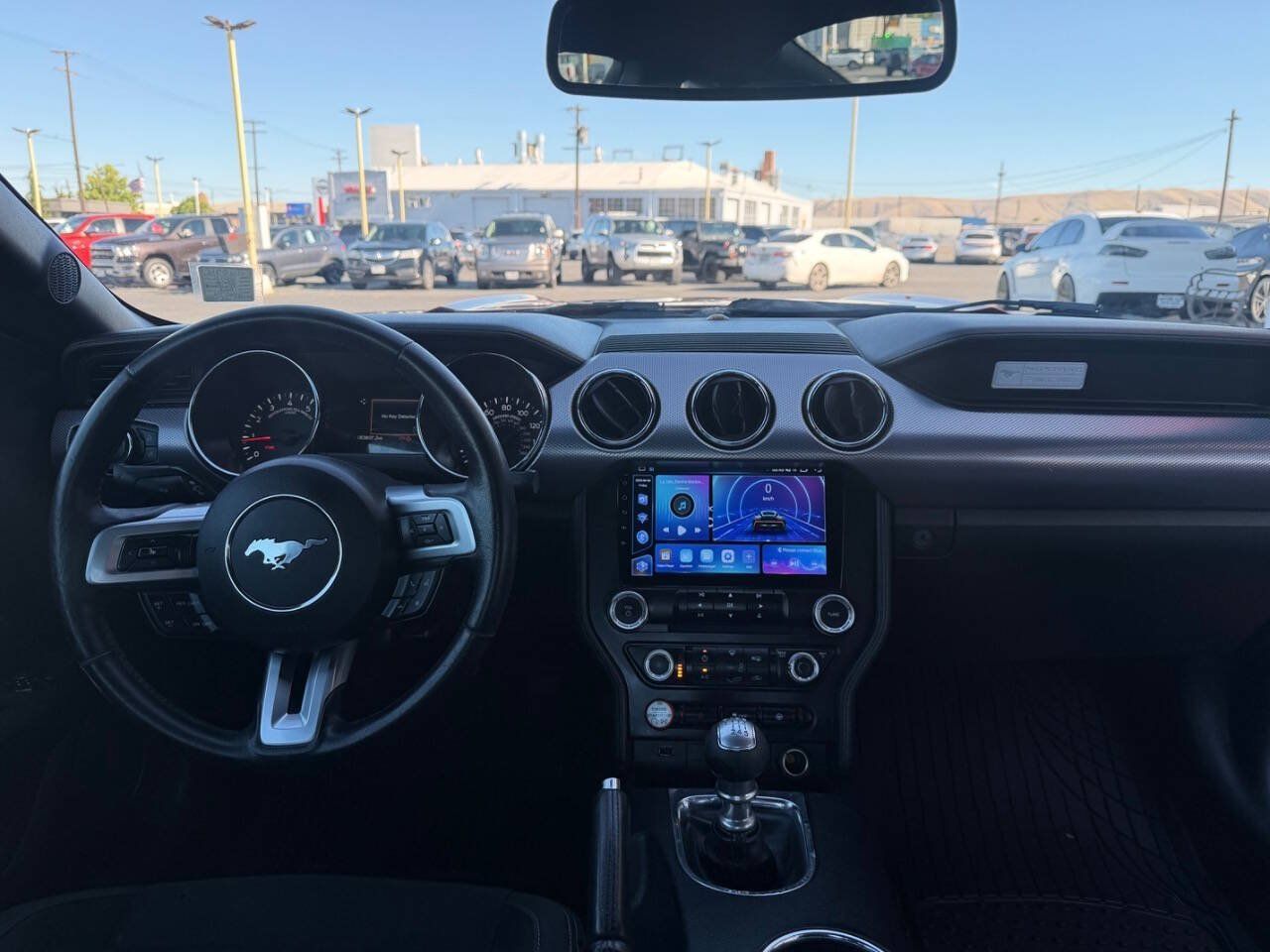Used 2015 Ford Mustang Coupe RWD image 9