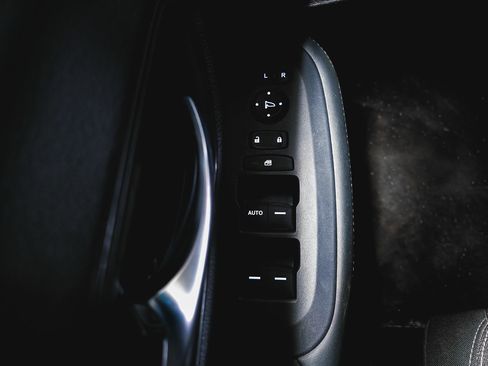 Used 2024 Honda HR-V LX image 20