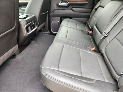 Certified 2024 GMC Sierra 2500 Denali w/ Denali Reserve Package image 13