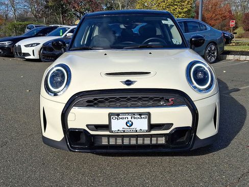 Used 2022 MINI Cooper S image 2