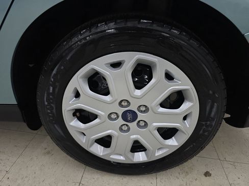Used 2012 Ford Focus SE FWD image 22