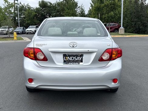 Used 2010 Toyota Corolla FWD image 4